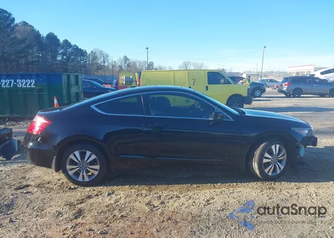 2009 Honda Accord 2.4 Ex-L from USA, damaged, VIN 1HGCS128X9A006221